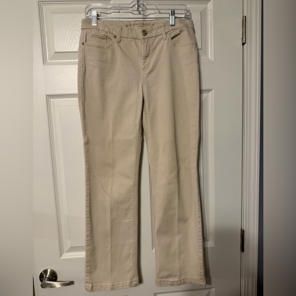 Chico's Cream Straight-Leg Pants